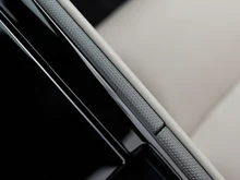Porsche Panamera 4 E-Hybrid in AVENTURINGRÜNMETALLIC