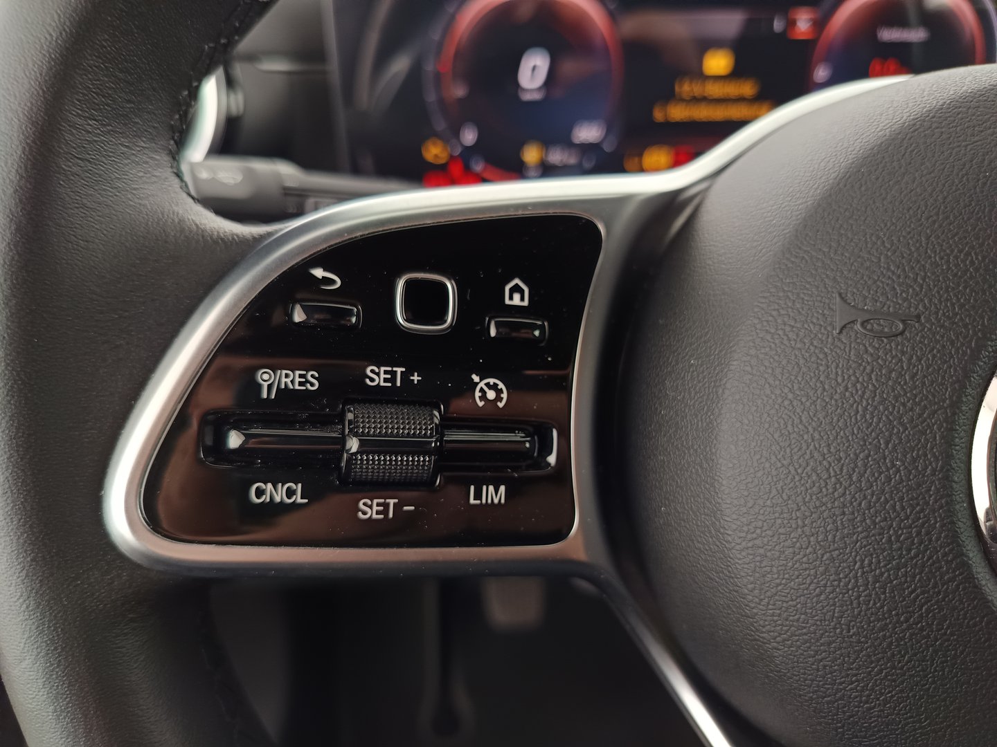Mercedes A 180 d | Bild 17 von 36