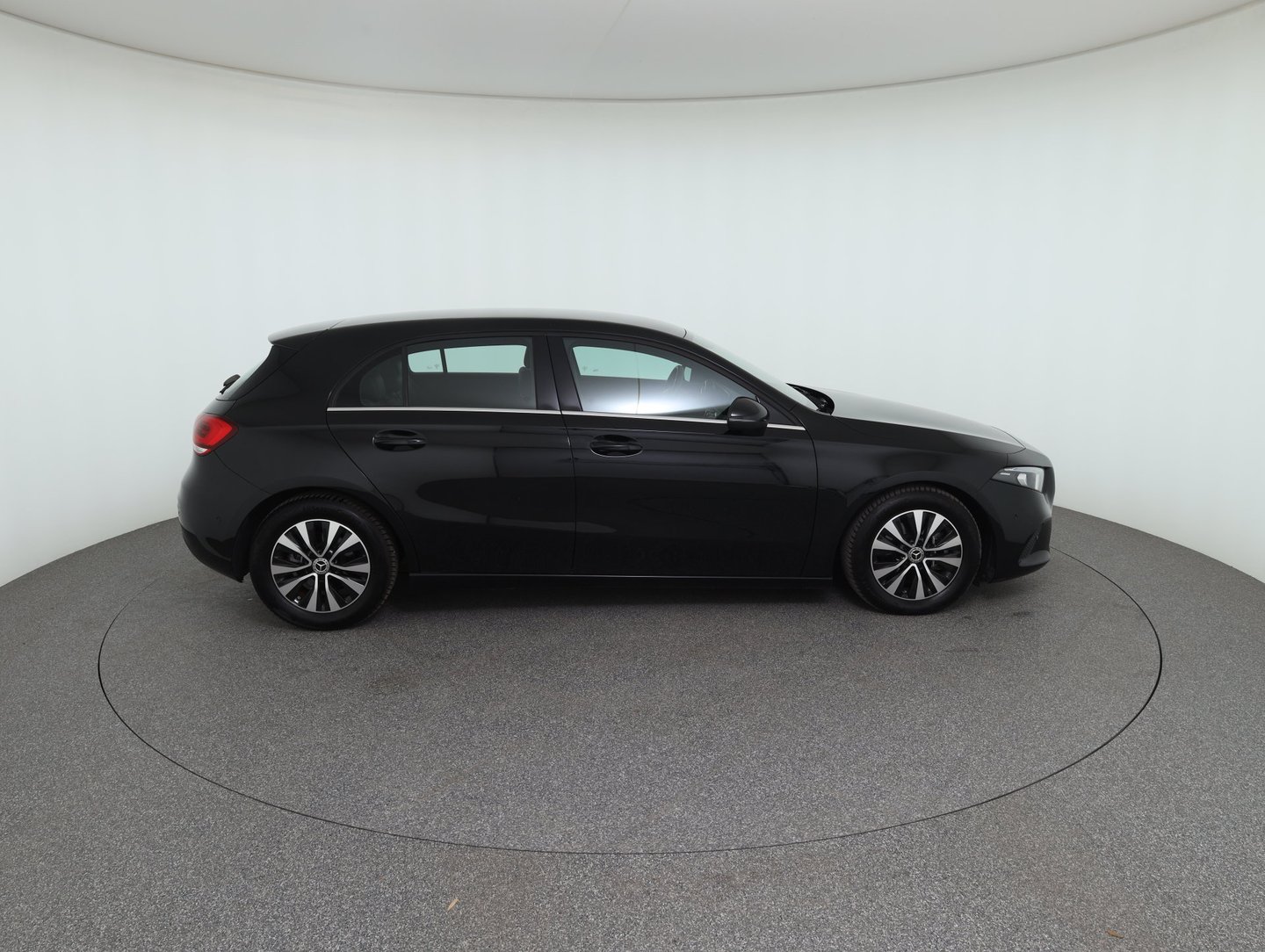 Mercedes A 180 d | Bild 4 von 36