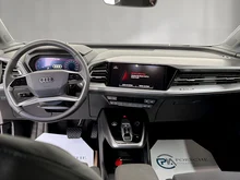 Audi Q4 e-tron 45 e-tron in KIESELGRAU