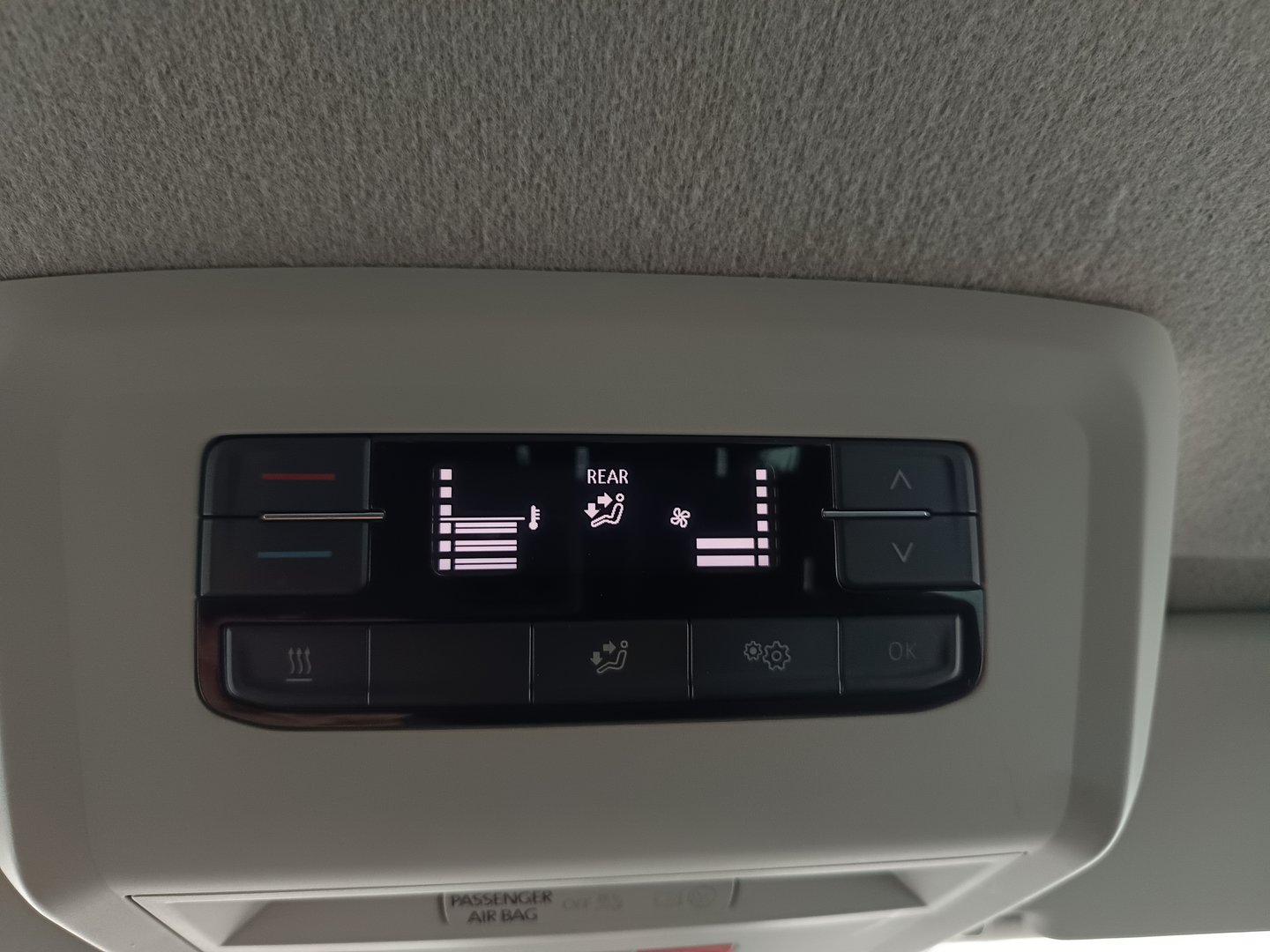 VW Transporter Kombi TDI 4MOTION | Bild 34 von 36