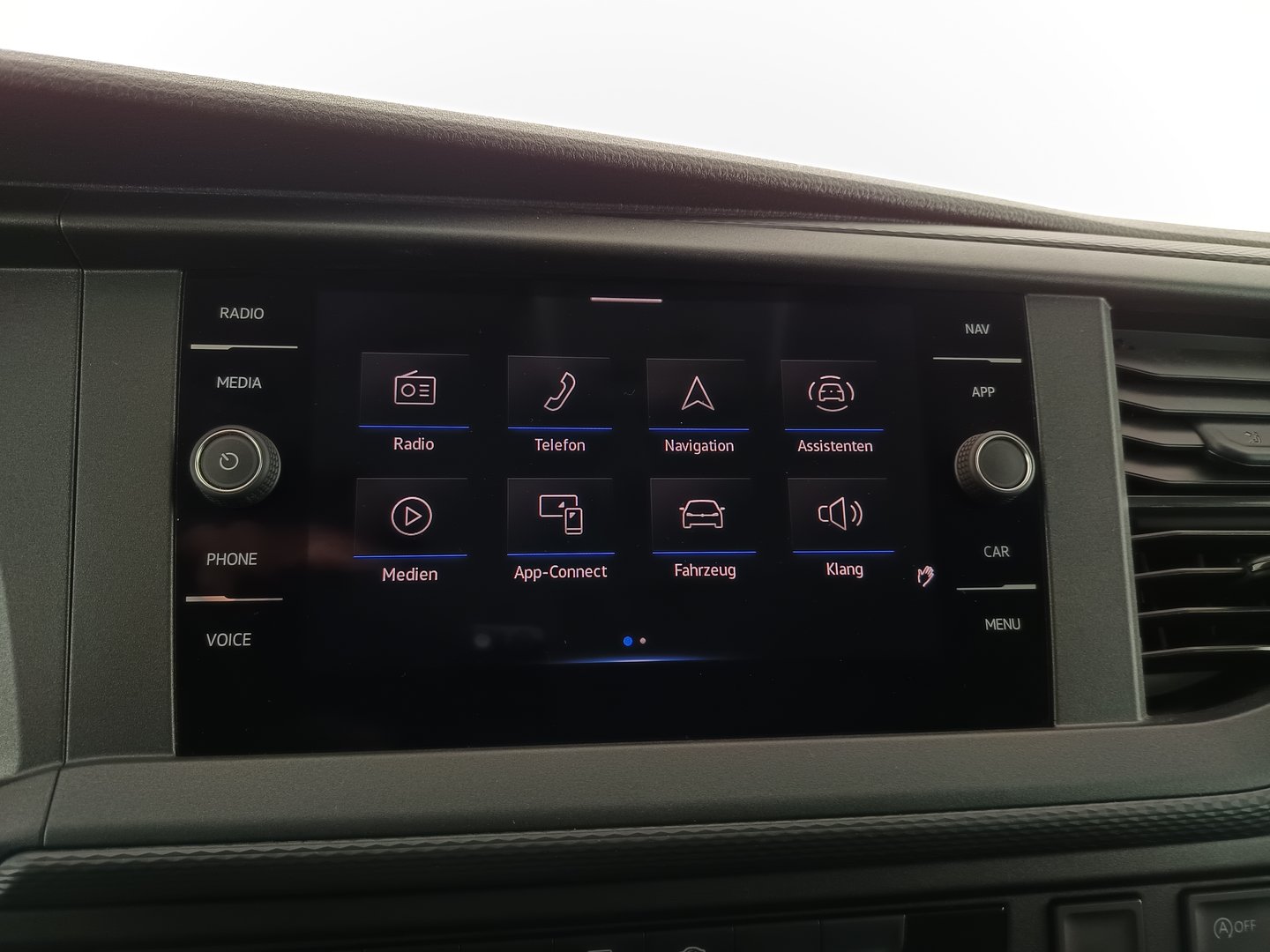VW Transporter Kombi TDI 4MOTION | Bild 19 von 36