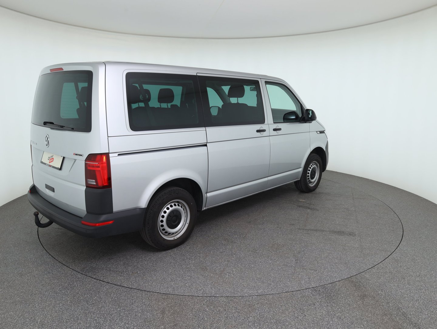 VW Transporter Kombi TDI 4MOTION | Bild 6 von 36