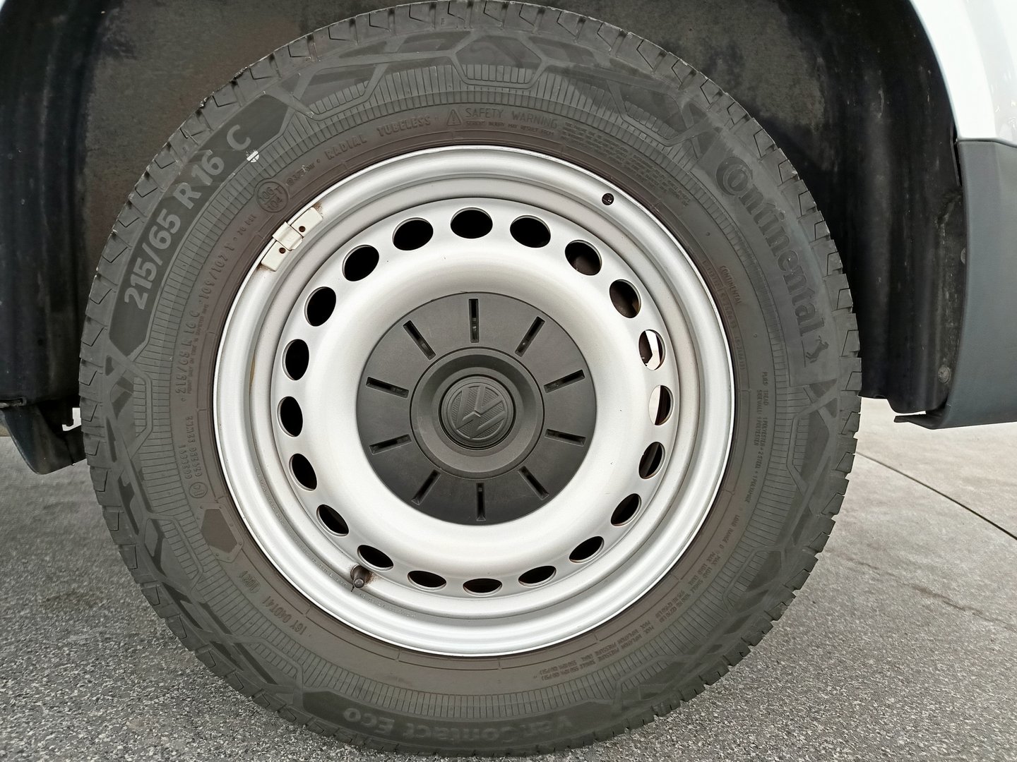 VW Transporter Kombi TDI 4MOTION | Bild 10 von 36