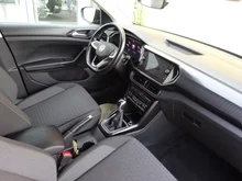 VW T-Cross Life TSI in Deep Black Perleffekt