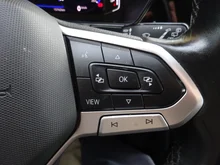 VW T-Cross Life TSI in Deep Black Perleffekt