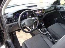 VW T-Cross Life TSI in Deep Black Perleffekt