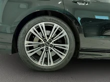 Audi A8 60 TFSI e quattro Lang in mythosschwarz metallic