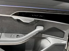 Audi A8 60 TFSI e quattro Lang in mythosschwarz metallic