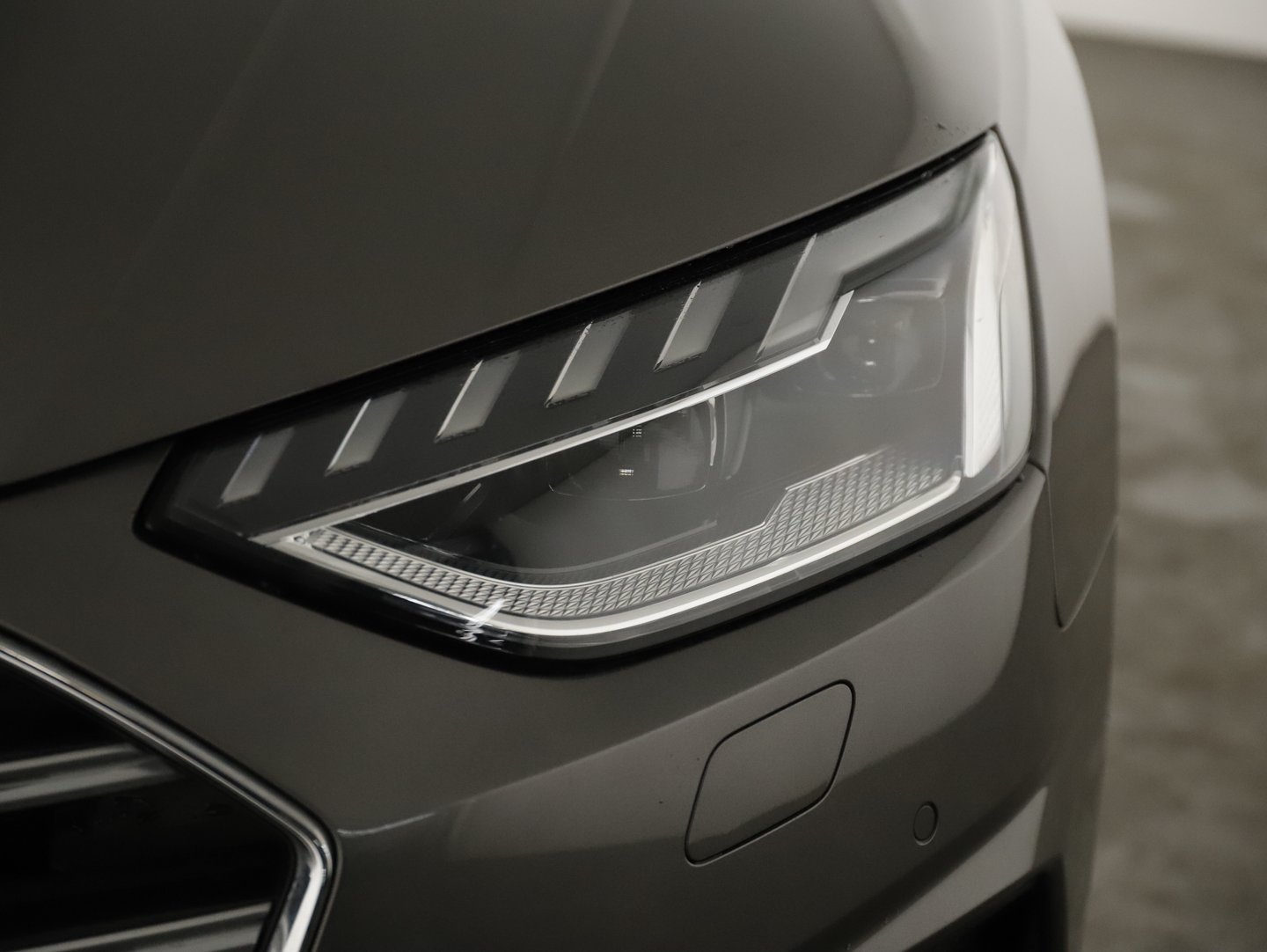 Audi A4 Avant 35 TDI advanced | Bild 3 von 24
