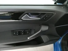 VW Touran Comfortline TDI in F9 Caribbean Blue Metallic