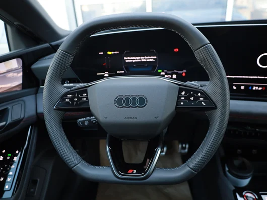 Bild eines Audi A6 Sportback e-tron quattro