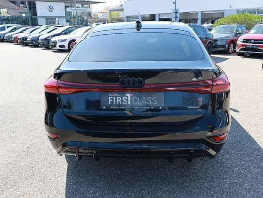 Bild eines Audi A6 Sportback e-tron quattro