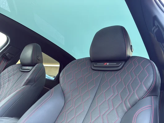 Bild eines Audi A6 Sportback e-tron quattro
