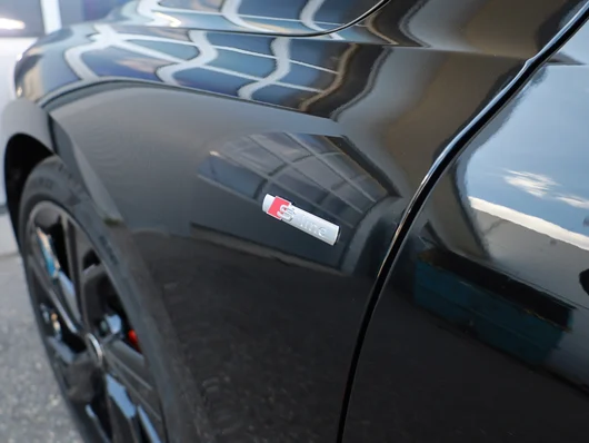Bild eines Audi A6 Sportback e-tron quattro