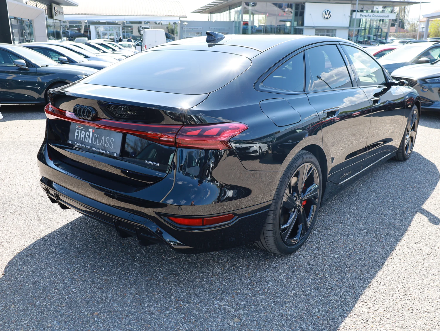 Bild eines Audi A6 Sportback e-tron quattro