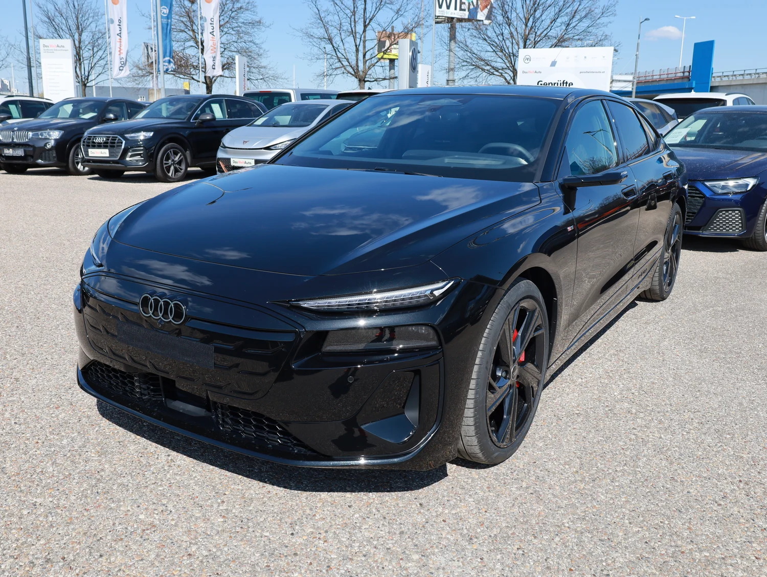 Bild eines Audi A6 Sportback e-tron quattro