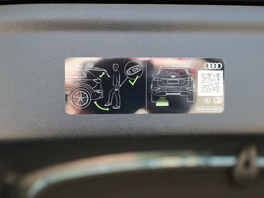 Bild eines Audi A6 Sportback e-tron quattro