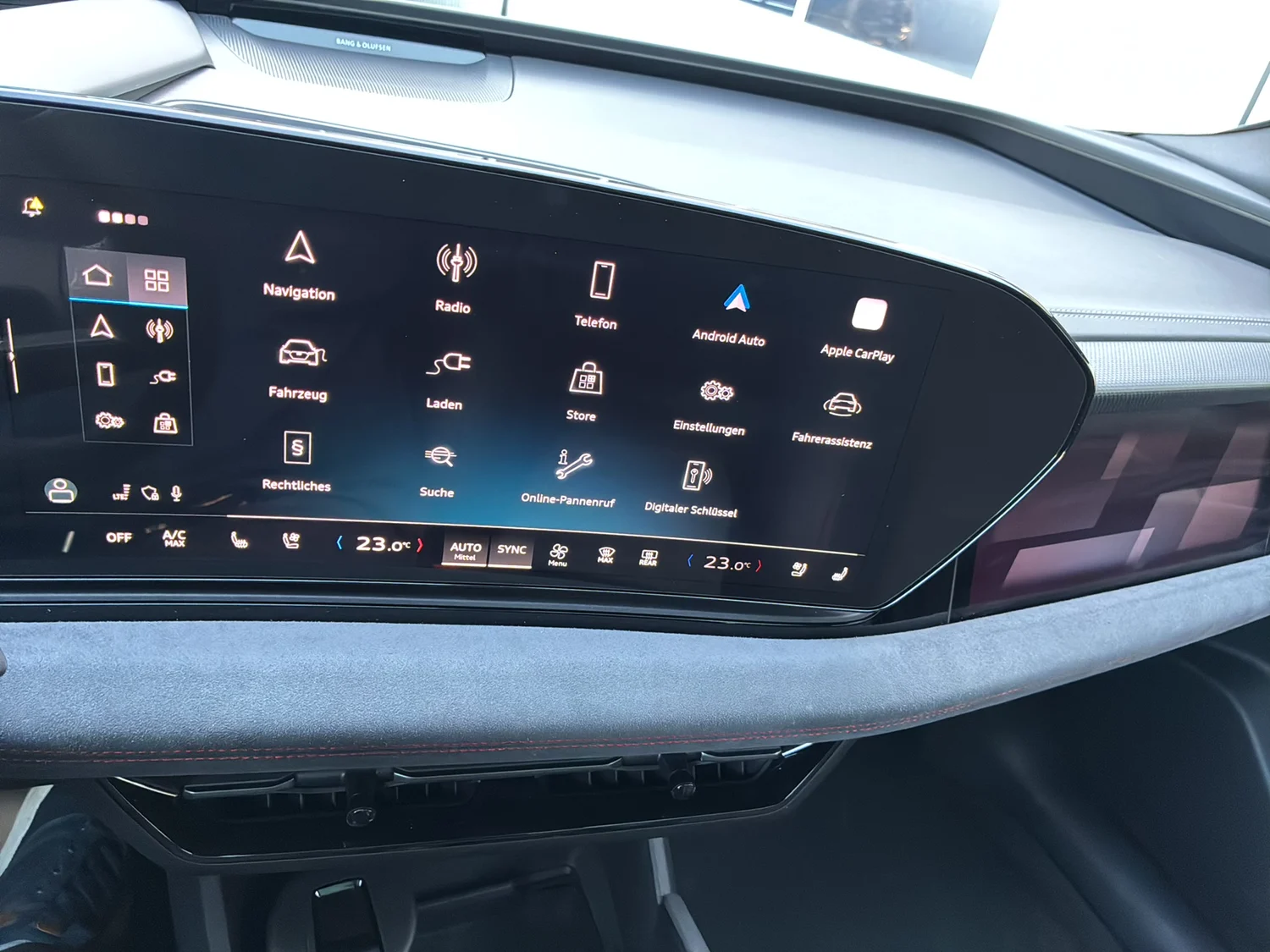 Bild eines Audi A6 Sportback e-tron quattro