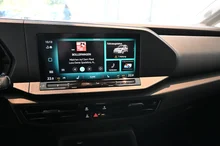 VW Caddy TDI 4MOTION in Deepblack Perleffekt