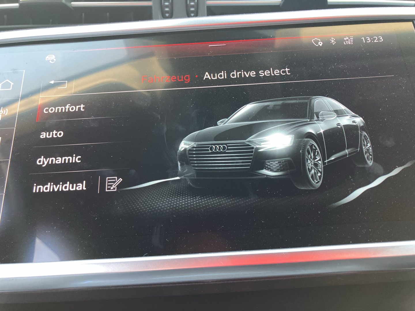 Audi A6 2.0 TDI daylight | Bild 21 von 29