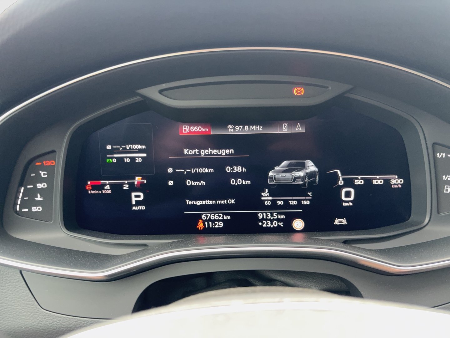 Audi A6 2.0 TDI daylight | Bild 11 von 19