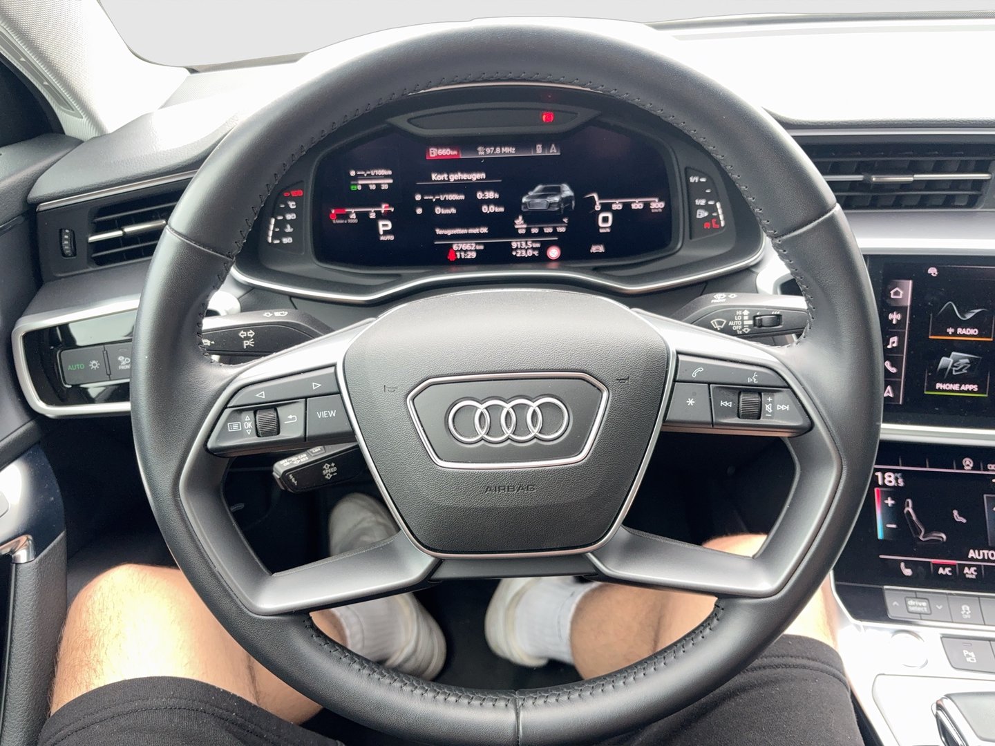 Audi A6 2.0 TDI daylight | Bild 10 von 19