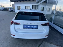 Škoda Octavia Combi Style TDI DSG in Candy-Weiss