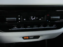 Suzuki 5211 Suzuki Swift * Swift 1.2 Hybrid clear in D7Z Burning Red Pearl Met./Black