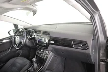 VW Touran Highline TDI SCR DSG in PEPPER GREY METALLIC