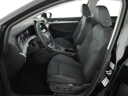 VW Golf Variant Business mHeV DSG