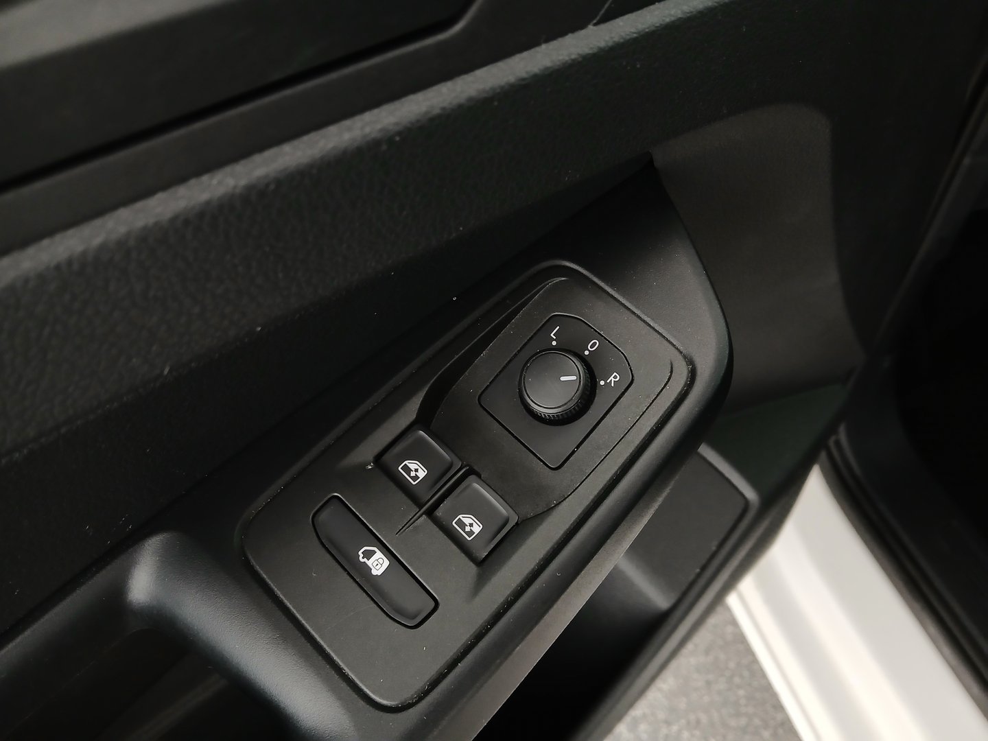 VW Caddy Cargo TDI | Bild 11 von 25