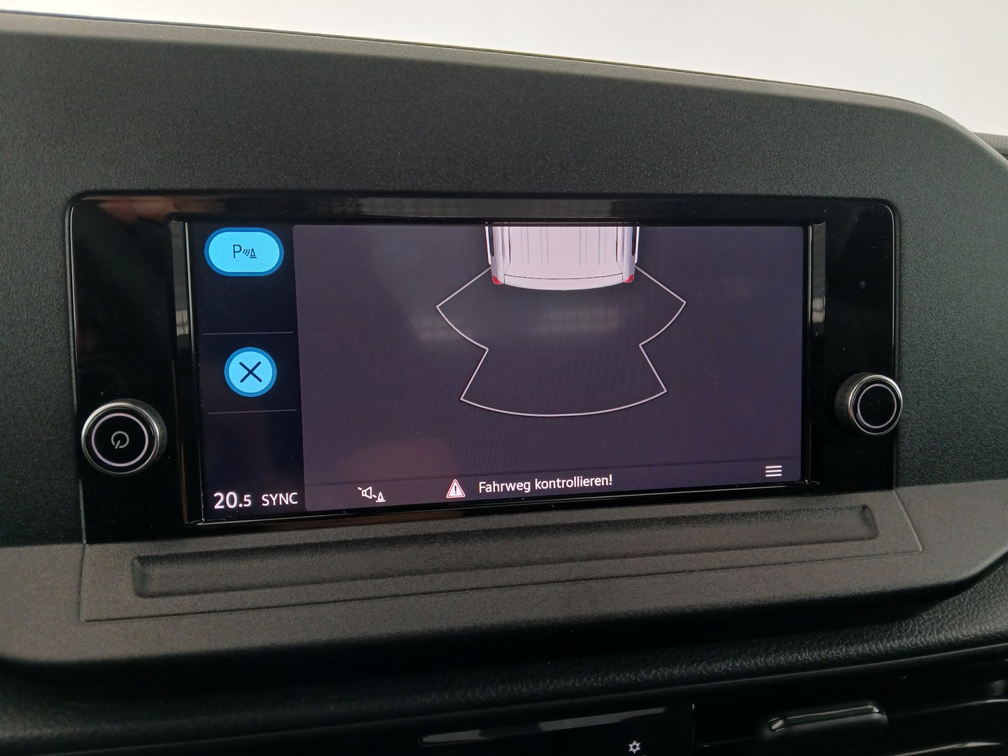 VW Caddy Cargo TDI | Bild 19 von 25