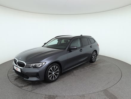 BMW 318d 48 V Touring Aut.