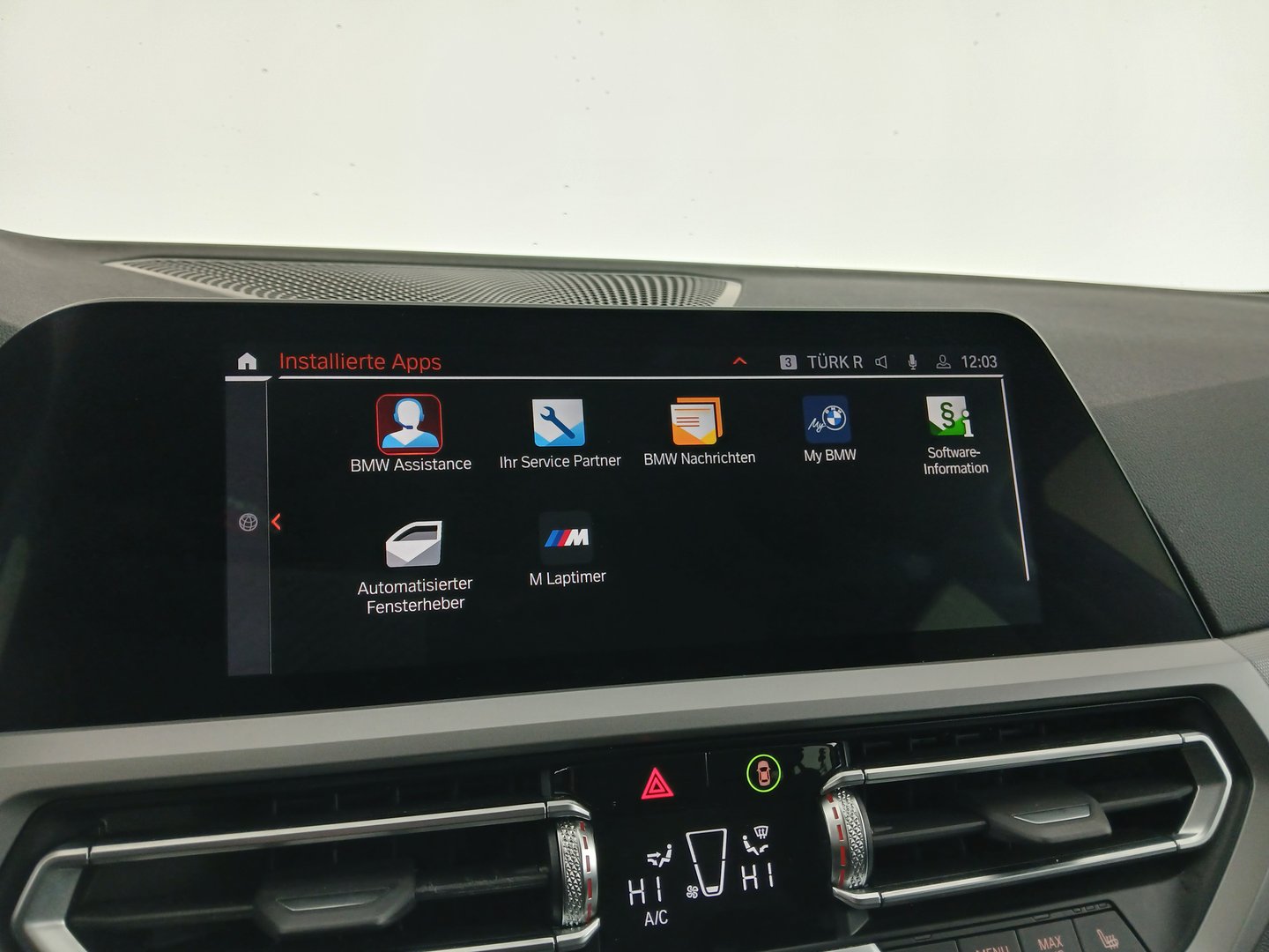 BMW 318d 48 V Touring Aut. | Bild 20 von 32