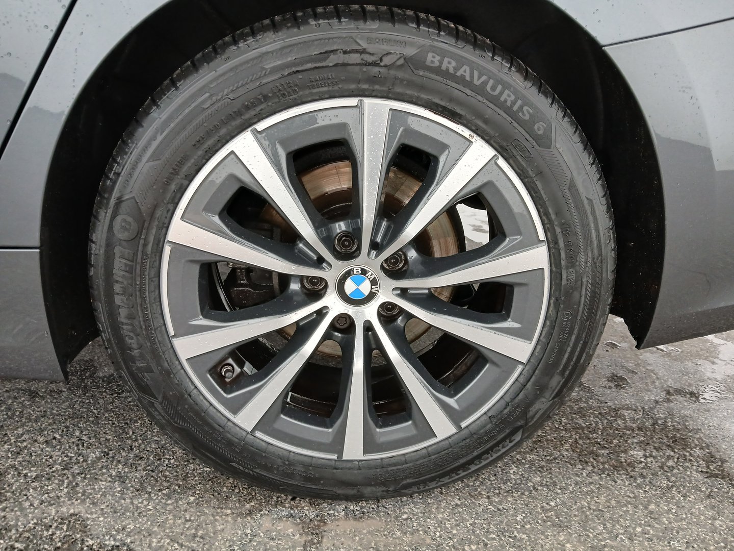 BMW 318d 48 V Touring Aut. | Bild 9 von 32