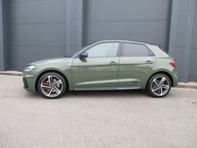 Thumbnail-Foto von Fahrzeug