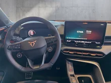 CUPRA Terramar VZ e-HYBRID 272 PS DSG in Nacht-Schwarz Metallic