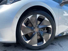 Thumbnail-Foto von Fahrzeug