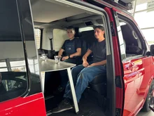 VW California Beach Edition Camper 35 TDI in kirschrot / Dach schwarz