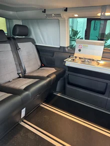 VW California Beach Edition Camper 35 TDI in kirschrot / Dach schwarz