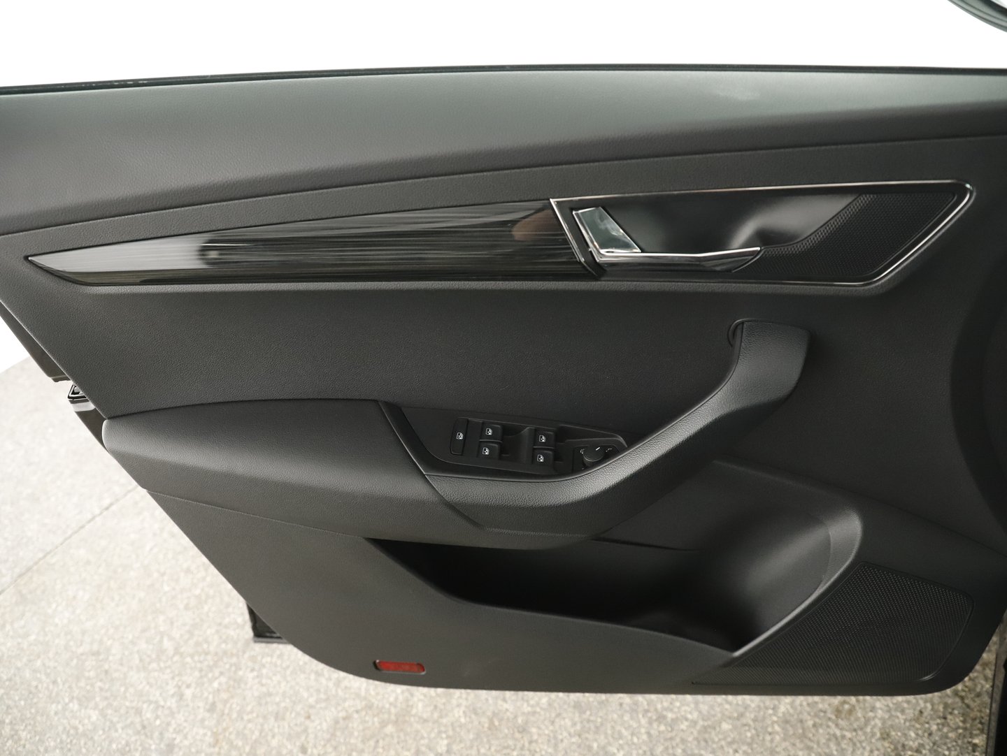 Škoda KAROQ Style 125 TDI DSG | Bild 8 von 25