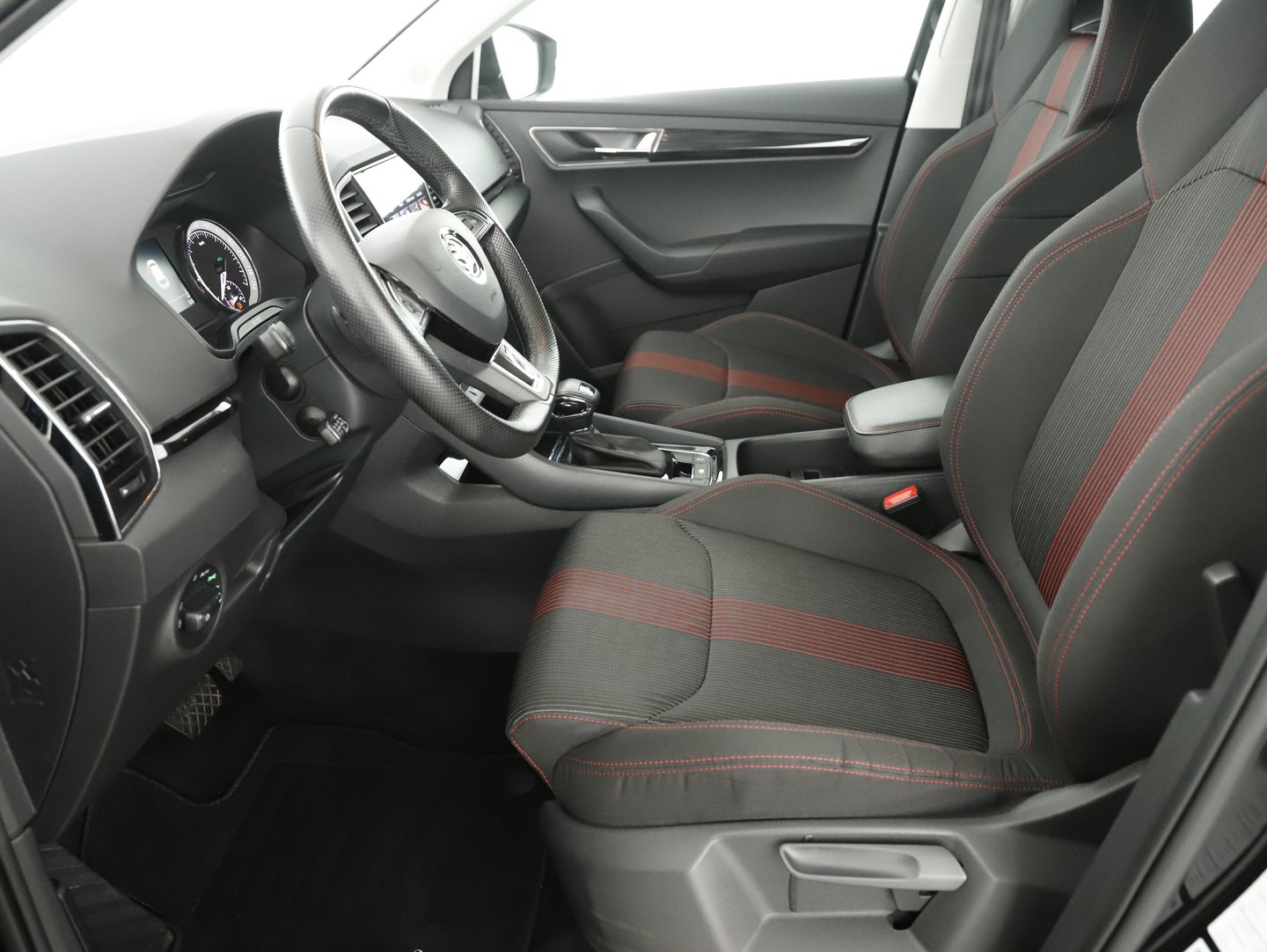 Škoda KAROQ Style 125 TDI DSG | Bild 9 von 25