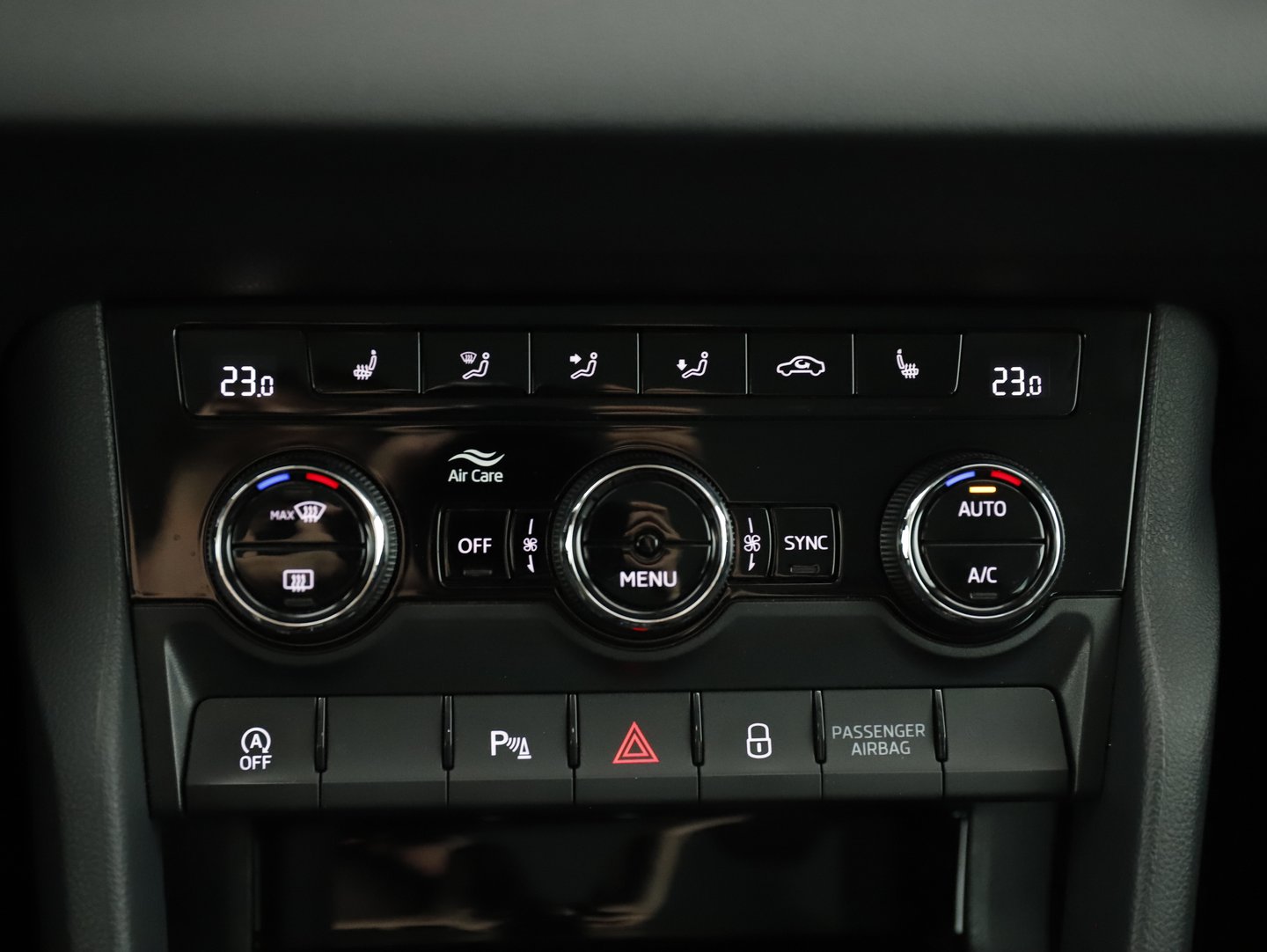 Škoda KAROQ Style 125 TDI DSG | Bild 20 von 25