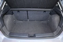 SEAT Ibiza Reference 1.0 in L5 "Urban" Silber