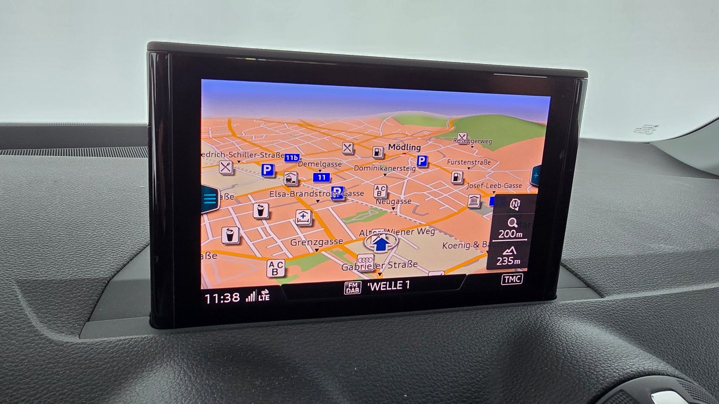 Audi Q2 30 TDI | Bild 18 von 27