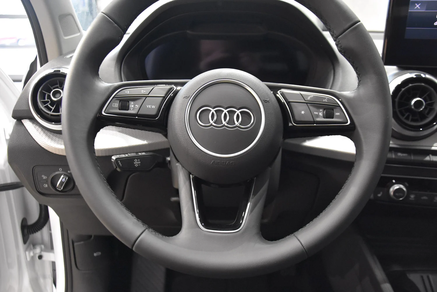 Bild eines Q2 30 TFSI admired