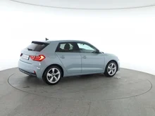 Thumbnail-Foto von Fahrzeug