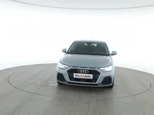 Thumbnail-Foto von Fahrzeug