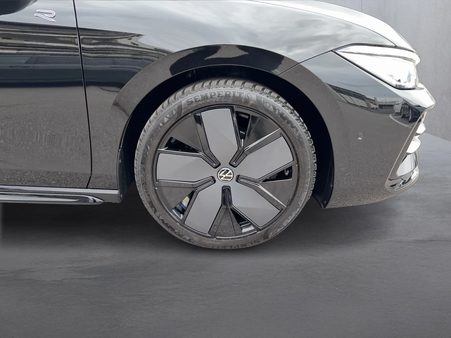 Bild eines VW Passat Variant Sport eTSI DSG